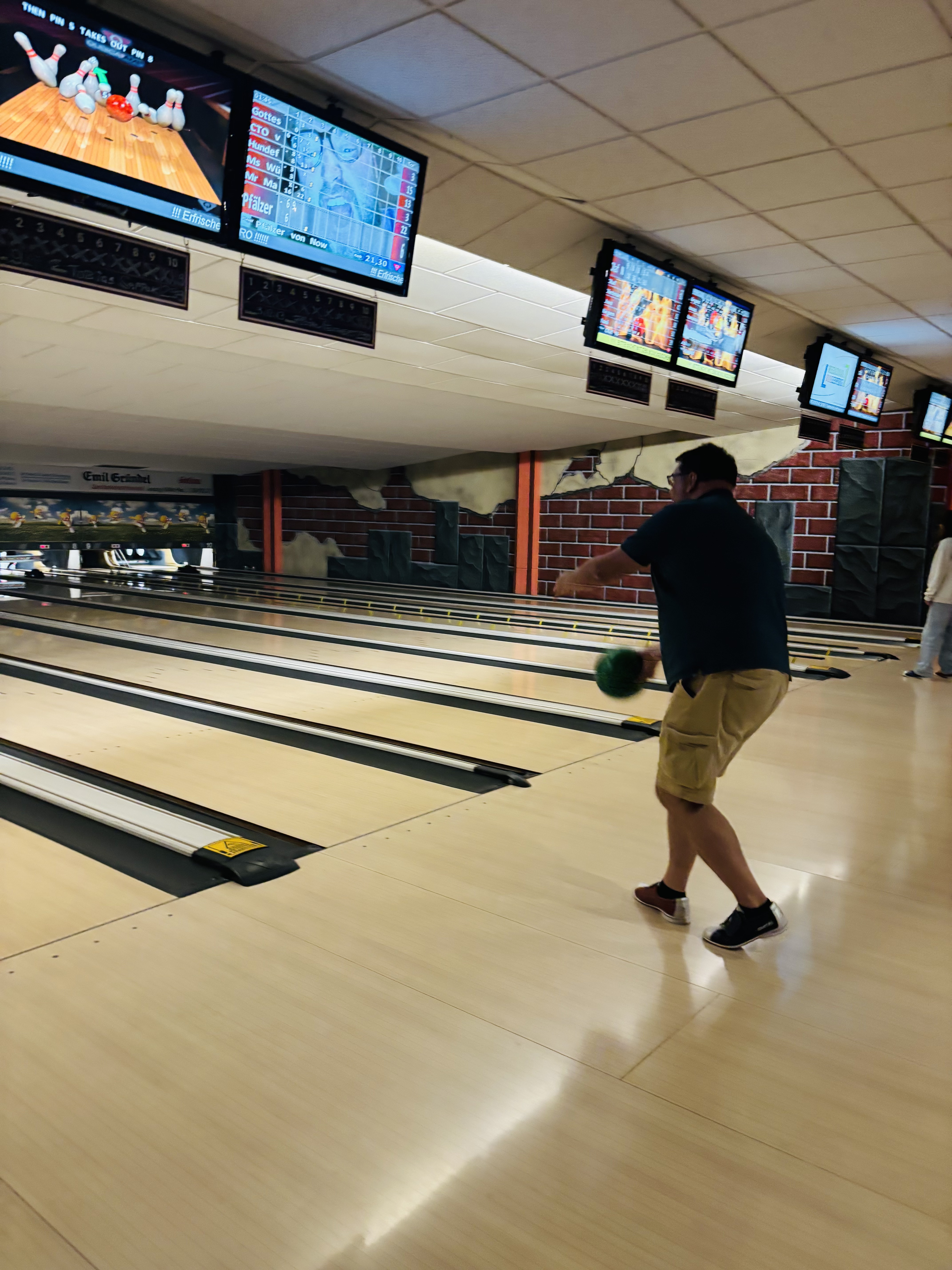 Beim Bowling in Markkleeberg