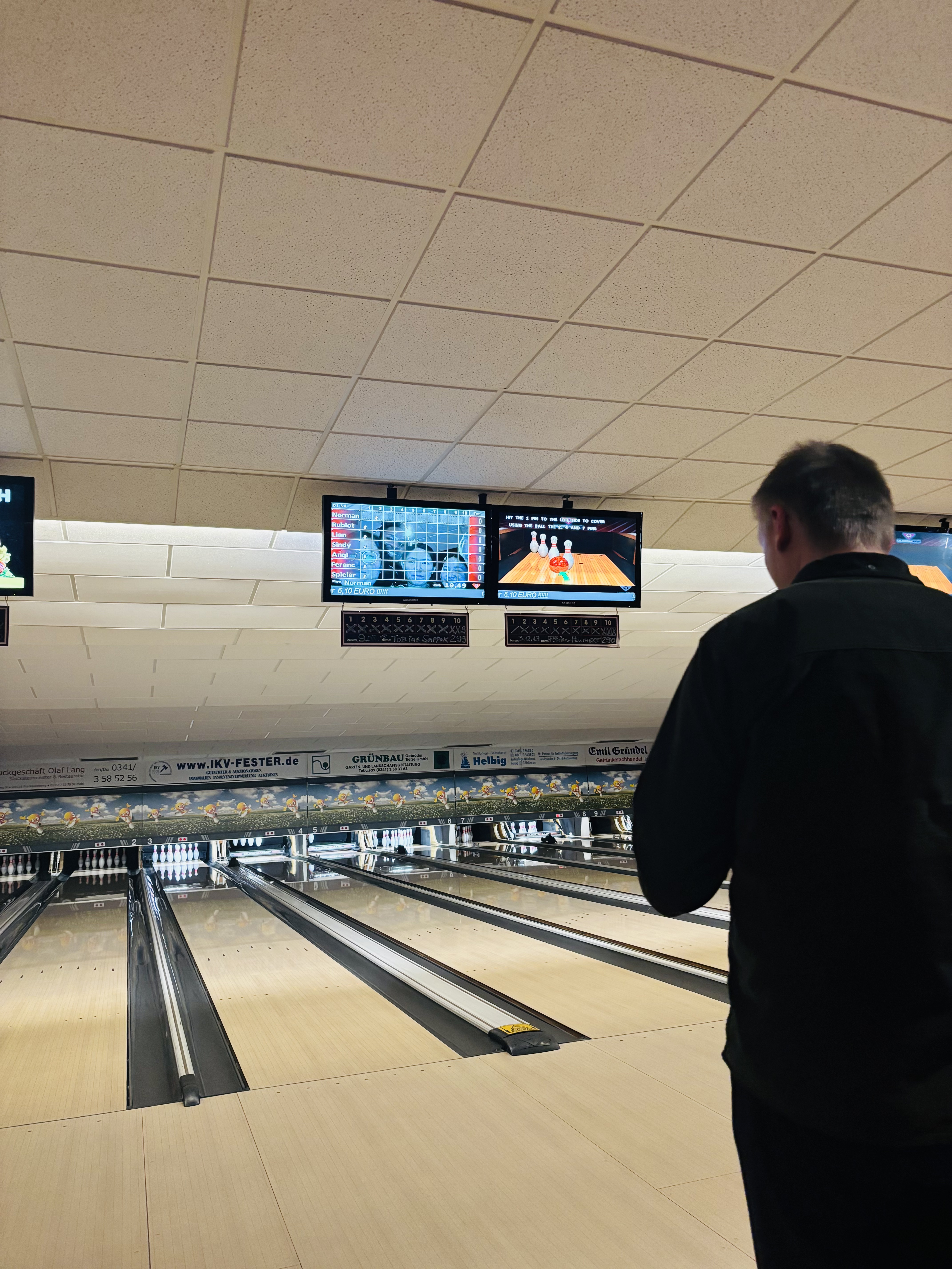 Beim Bowling in Markkleeberg
