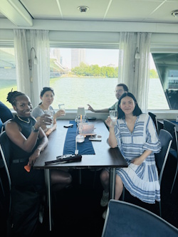 Team-Event Wien 2026: Schifffahrt auf der Donau